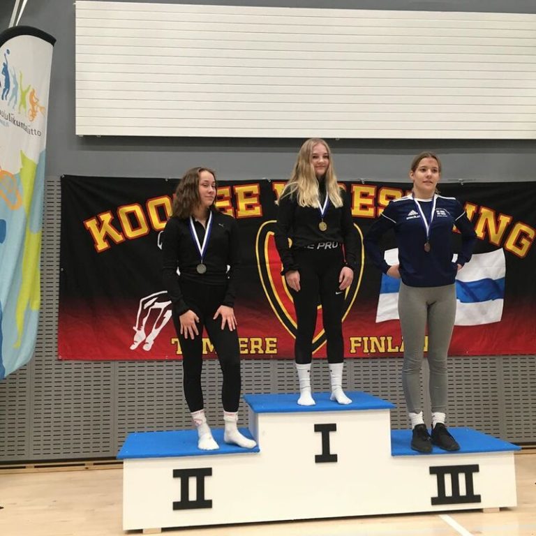 Rita, Sara ja Sanni mitaleille KLL-mestaruuskilpailuissa