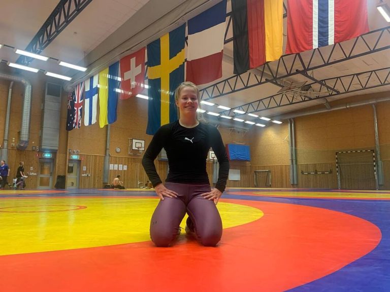 Sara leirillä Ruotsissa Helsingborgissa