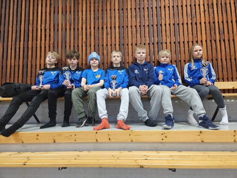 Kilpajunnut Kouvolassa Ollin paineissa