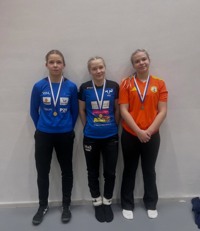 Rita paini kultaa U17 Vapaapainin SM-Kisoissa Janakkalasta